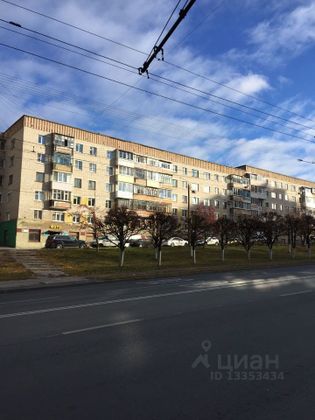 Продажа 3-комнатной квартиры 60 м², 2/6 этаж