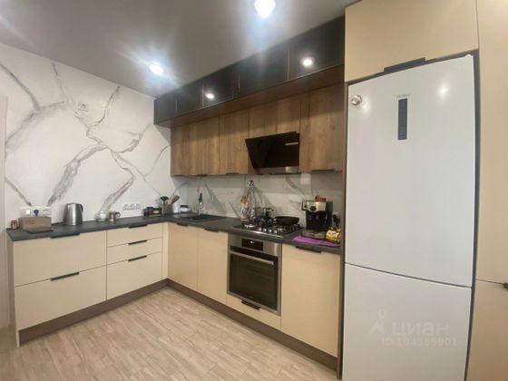 Продажа 2-комнатной квартиры 61,5 м², 1/3 этаж