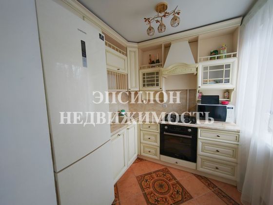 Продажа 3-комнатной квартиры 61 м², 3/5 этаж