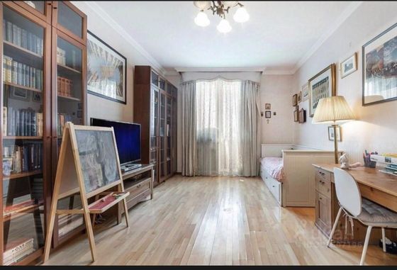 Продажа многокомнатной квартиры 182 м², 7/8 этаж