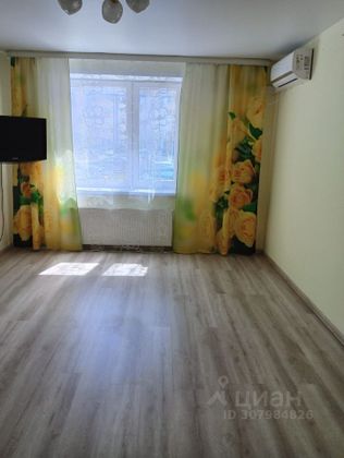 Продажа 1-комнатной квартиры 40,2 м², 1/5 этаж