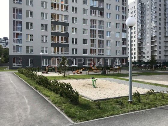 Продажа 2-комнатной квартиры 63 м², 15/17 этаж