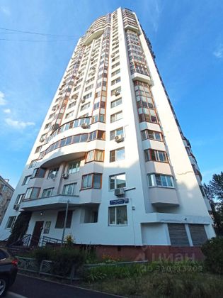 Продажа 3-комнатной квартиры 96 м², 23/25 этаж