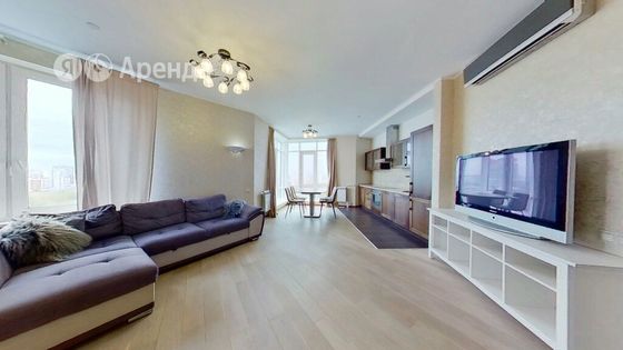 Аренда 4-комнатной квартиры 148 м², 18/38 этаж