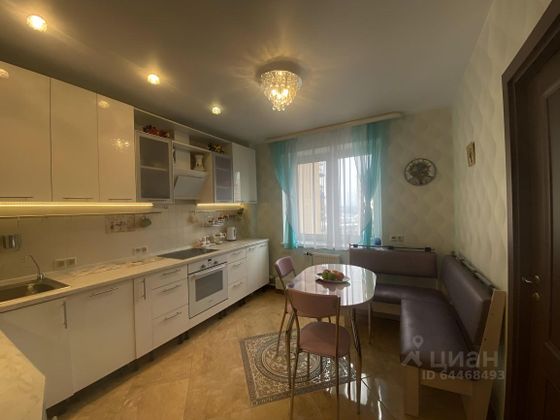 Продажа 3-комнатной квартиры 70 м², 12/18 этаж