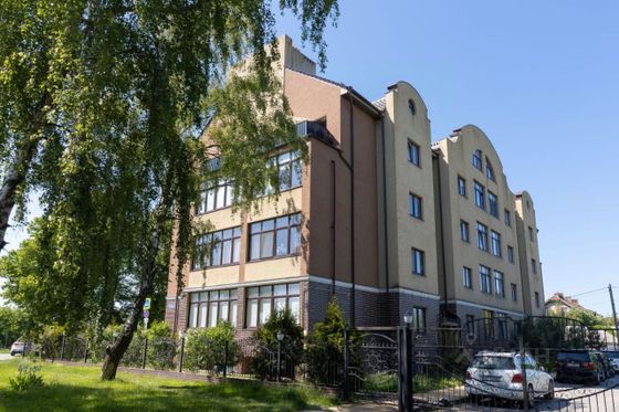 Продажа 1-комнатной квартиры 51 м², 2/5 этаж