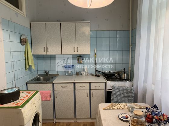 Продажа 2-комнатной квартиры 65 м², 2/5 этаж