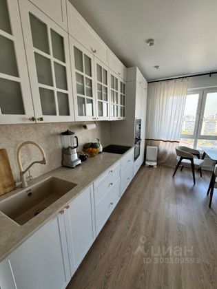 Продажа 3-комнатной квартиры 48 м², 22/33 этаж