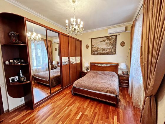 Продажа 4-комнатной квартиры 91 м², 3/6 этаж