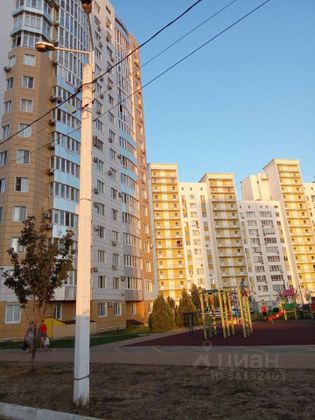 Продажа 2-комнатной квартиры 60,8 м², 1/16 этаж