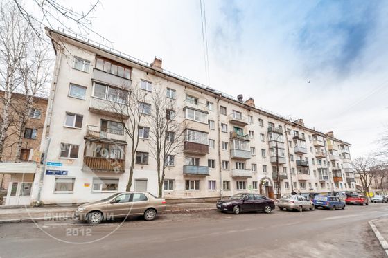 Продажа 2-комнатной квартиры 42 м², 3/5 этаж