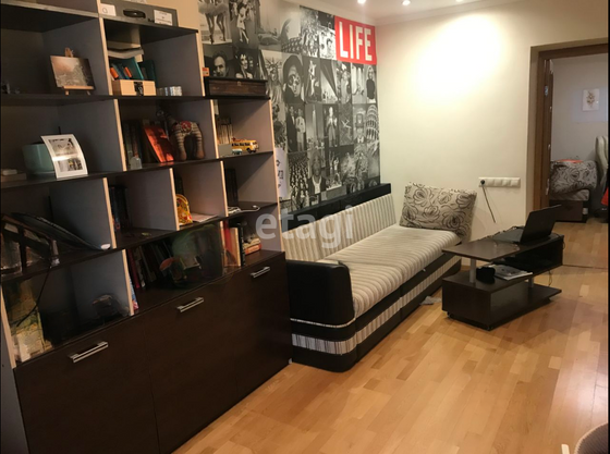 Продажа 1-комнатной квартиры 60 м², 3/7 этаж