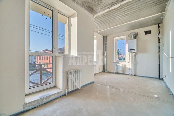 Продажа 2-комнатной квартиры 63 м², 2/3 этаж