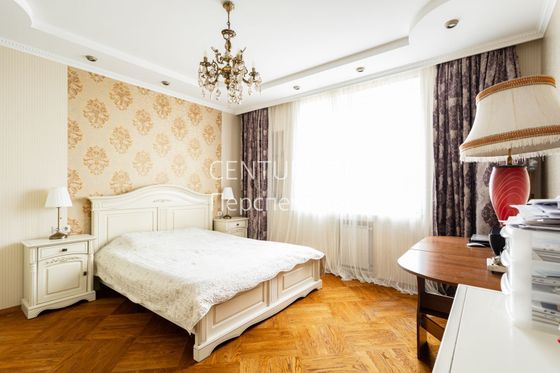 Продажа 2-комнатной квартиры 80 м², 14/17 этаж