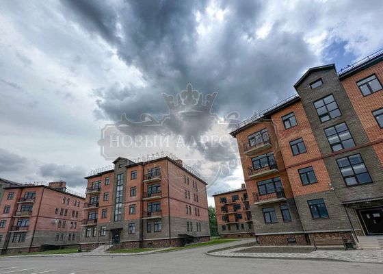 Продажа 3-комнатной квартиры 103 м², 2/4 этаж