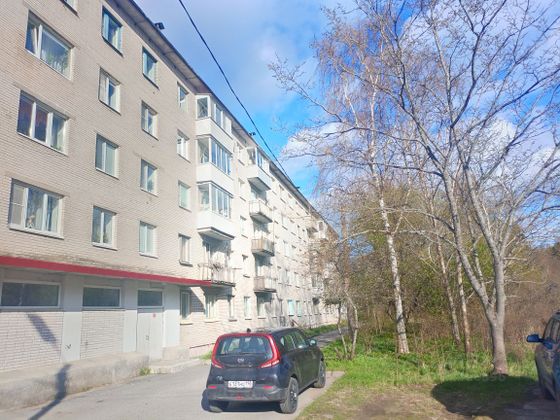 Продажа 4-комнатной квартиры 64 м², 3/5 этаж