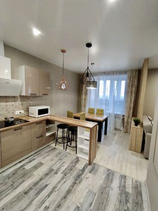 Аренда 1-комнатной квартиры 45 м², 17/18 этаж