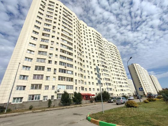 Продажа 2-комнатной квартиры 63,8 м², 2/17 этаж