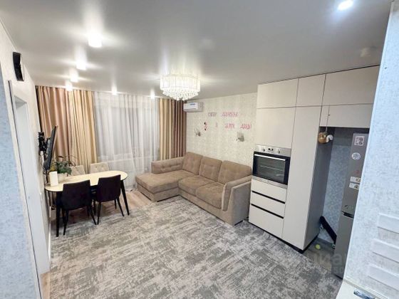 Продажа 3-комнатной квартиры 77 м², 23/25 этаж