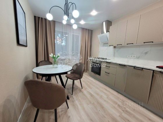 Продажа 2-комнатной квартиры 55,7 м², 1/9 этаж