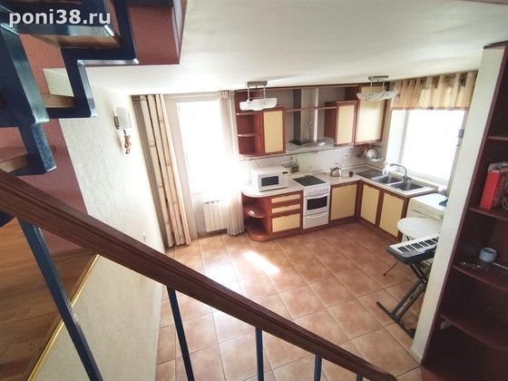 Продажа 3-комнатной квартиры 100 м², 3/3 этаж