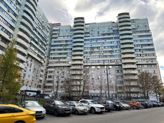 Продажа 2-комнатной квартиры 69,9 м², 13/17 этаж