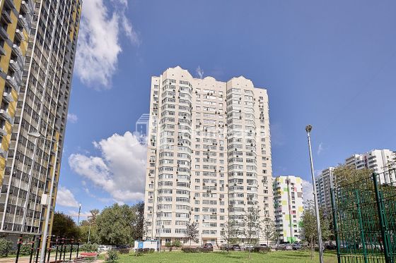 Продажа 1-комнатной квартиры 68,5 м², 2/23 этаж