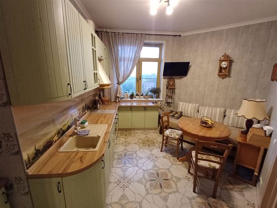 Продажа 1-комнатной квартиры 61,7 м², 7/25 этаж