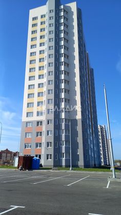 Продажа 2-комнатной квартиры 76,2 м², 17/17 этаж