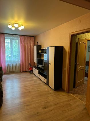 Продажа 2-комнатной квартиры 52 м², 1/2 этаж