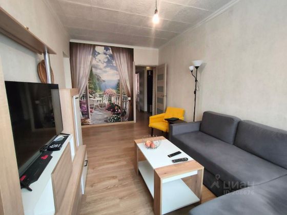 Продажа 3-комнатной квартиры 51 м², 2/3 этаж