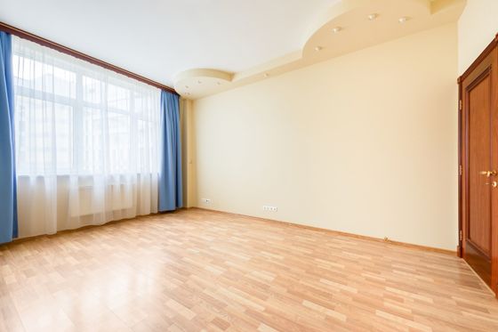 Продажа 3-комнатной квартиры 132 м², 3/16 этаж