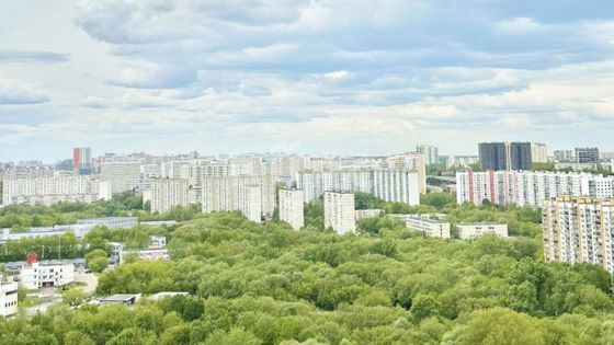 Продажа 3-комнатной квартиры 69 м², 21/30 этаж