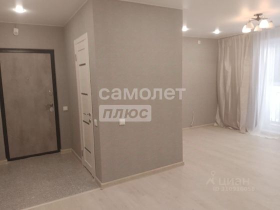 Продажа 2-комнатной квартиры 65 м², 1/10 этаж