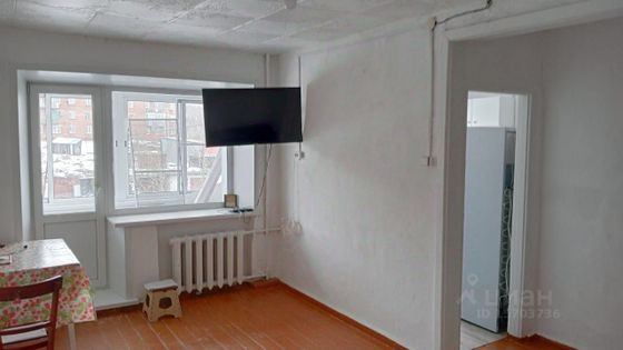 Продажа 2-комнатной квартиры 42 м², 4/4 этаж