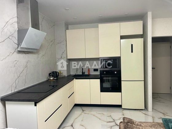 Продажа 3-комнатной квартиры 58,7 м², 1/10 этаж