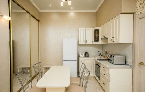 Продажа 2-комнатной квартиры 50 м², 1/5 этаж