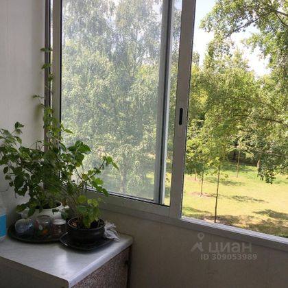 Продажа 3-комнатной квартиры 60 м², 2/9 этаж