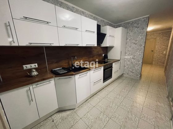 Аренда 4-комнатной квартиры 75 м², 7/25 этаж