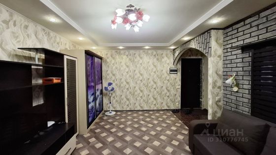 Продажа 1-комнатной квартиры 30,5 м², 1/3 этаж