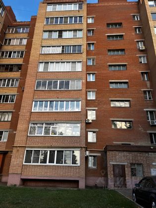 Продажа 3-комнатной квартиры 62 м², 1/9 этаж