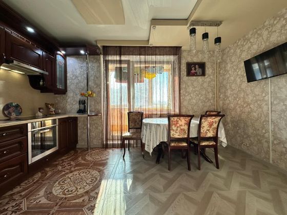 Продажа 2-комнатной квартиры 79,3 м², 2/10 этаж