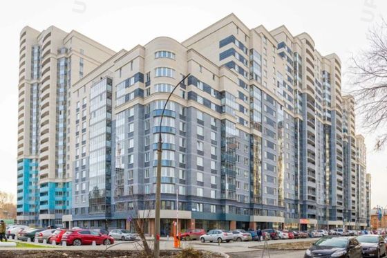 Продажа 3-комнатной квартиры 95 м², 23/24 этаж