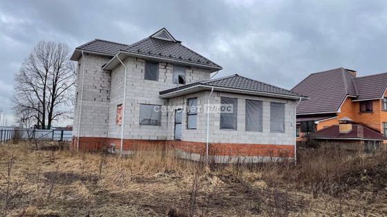 Продажа дома, 349 м², с участком 15 соток