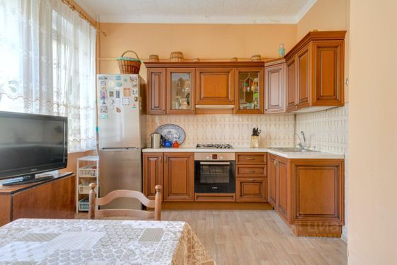 Продажа 4-комнатной квартиры 100 м², 3/8 этаж