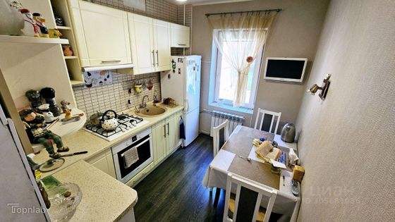 Продажа 3-комнатной квартиры 70 м², 2/4 этаж