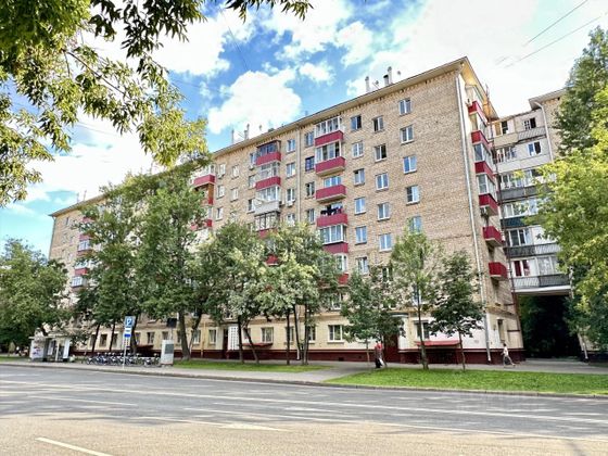 Продажа 3-комнатной квартиры 56 м², 1/8 этаж