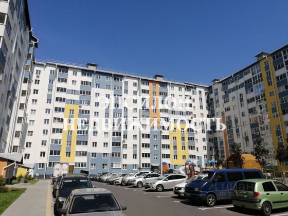 Продажа 3-комнатной квартиры 76 м², 1/10 этаж