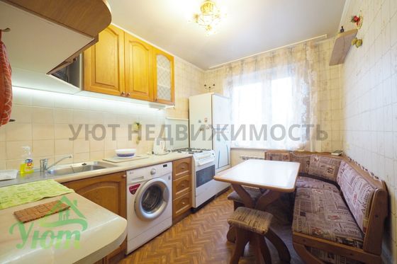 Продажа 3-комнатной квартиры 61,8 м², 9/9 этаж