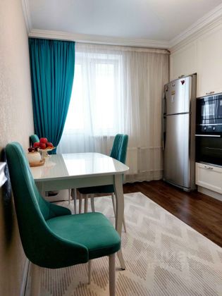 Продажа 3-комнатной квартиры 90 м², 15/17 этаж